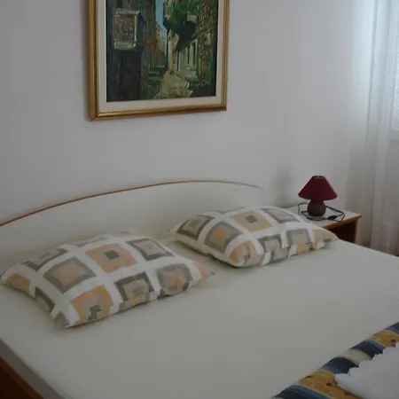 Bozo Apartment Hvar Town