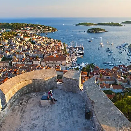 Bozo Hvar Town