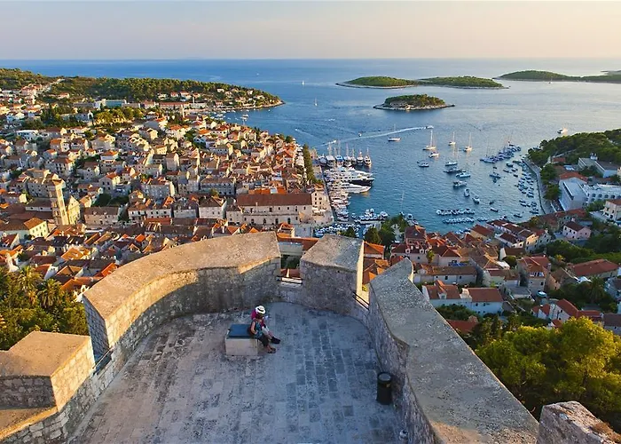 Bozo Hvar Town